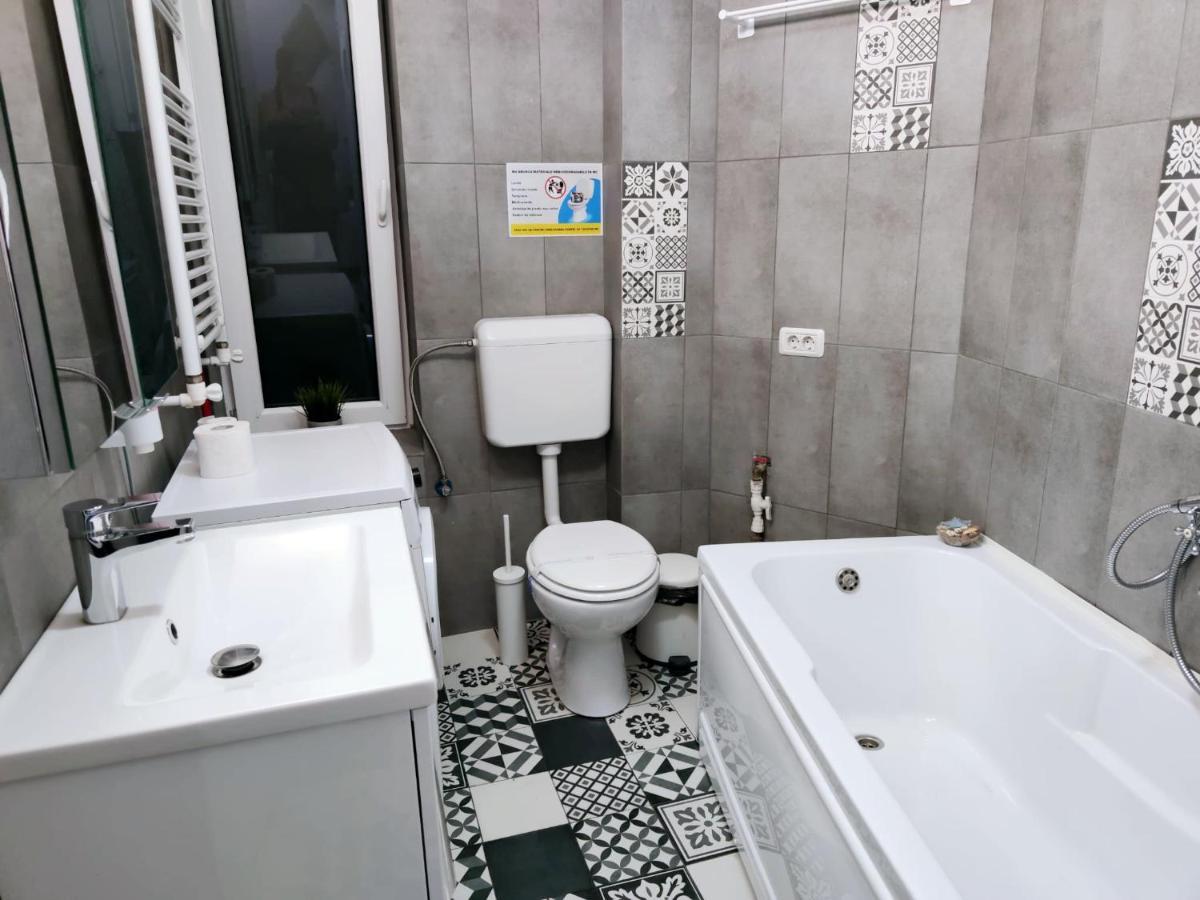 Chic Studio Old City Center - Ivo19 布加勒斯特 外观 照片